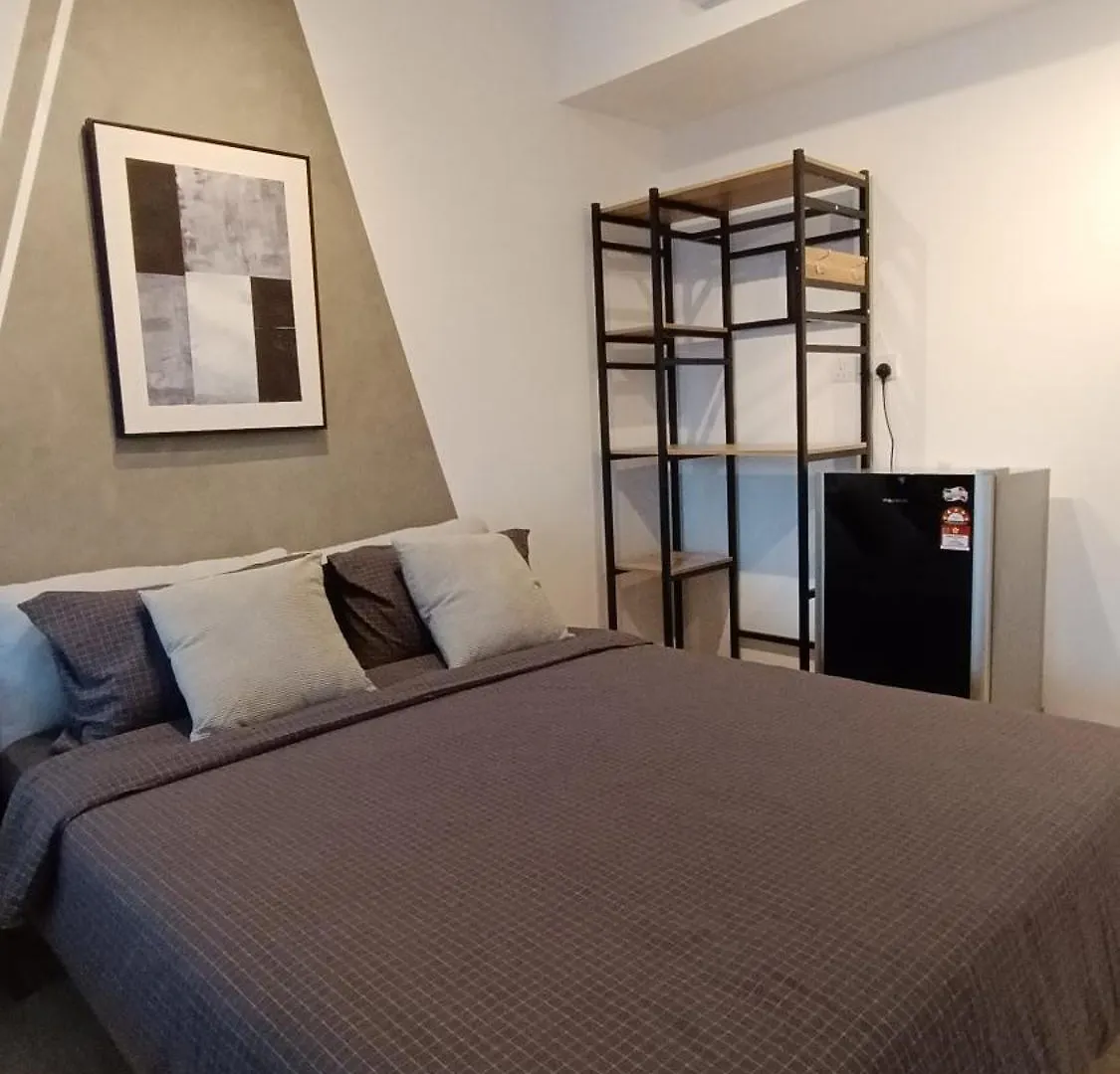 Apartment Ferienwohnung C14B Modern Infinity Pool Klcc Balcony View Kuala Lumpur