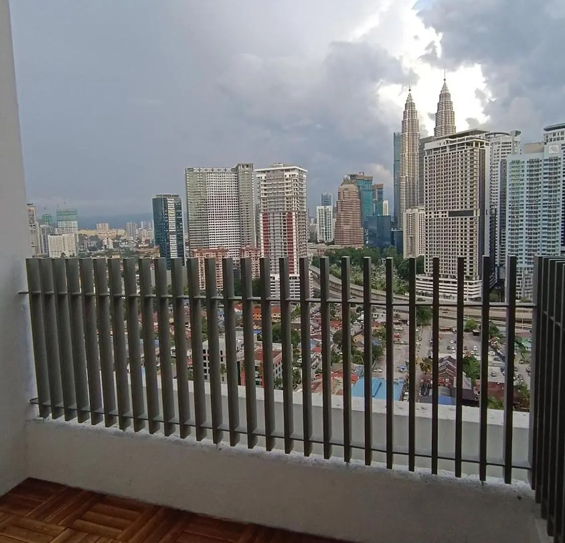 Ferienwohnung C14B Modern Infinity Pool Klcc Balcony View Kuala Lumpur 0*,  Ma­lay­sia